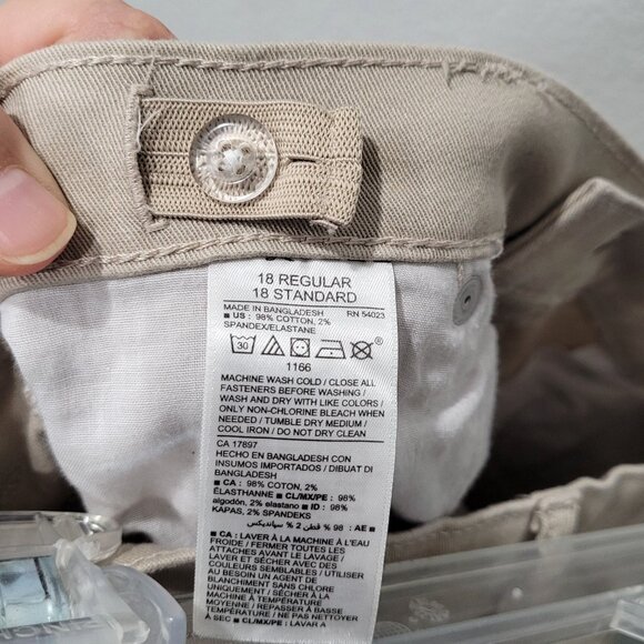 Boys Old Navy Chino Pants Karate Color Size 18 Regular - Picture 4 of 11